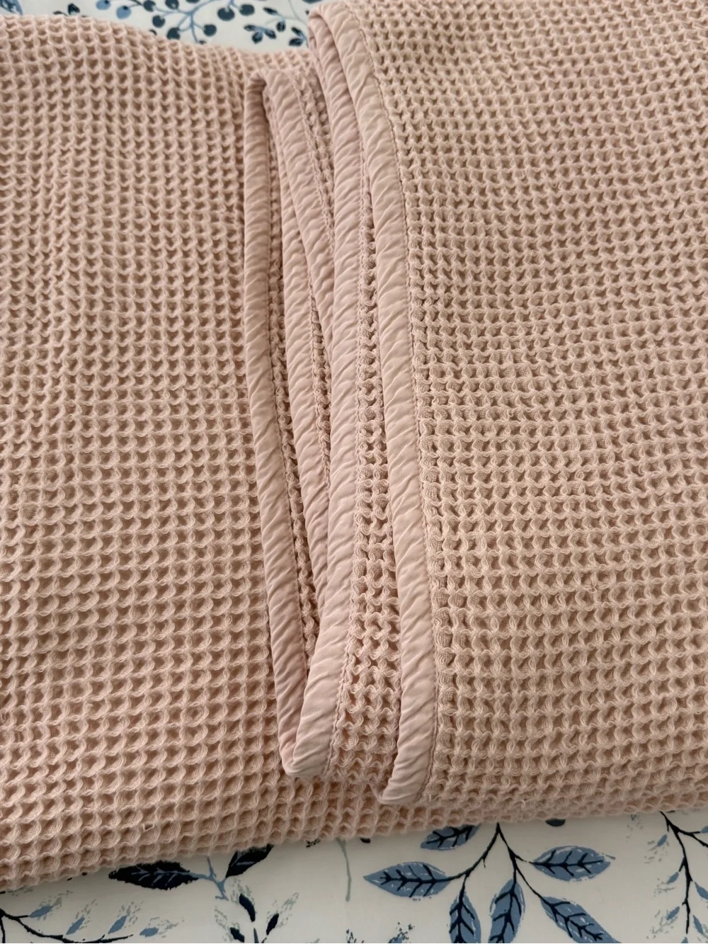 Boll and Branch Waffle Bed Blanket California King Size in Dusty Rose EUC